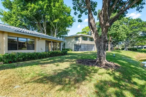 4 Westgate Lane Boynton Beach FL 33436