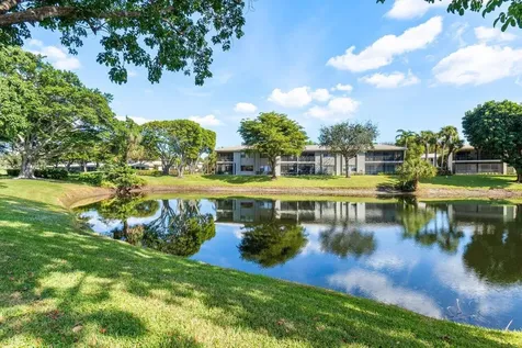 4 Westgate Lane Boynton Beach FL 33436