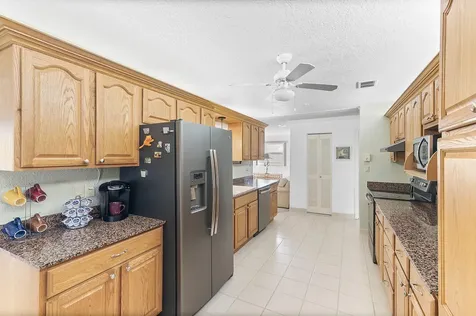 1593 Sw 14th Avenue Boynton Beach FL 33426