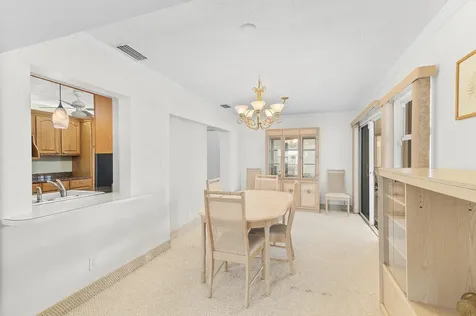 1593 Sw 14th Avenue Boynton Beach FL 33426