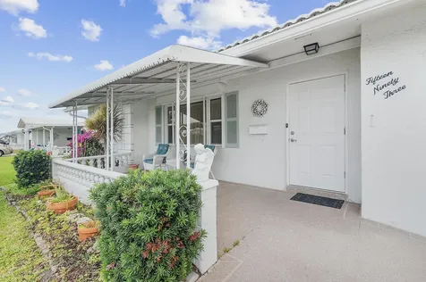1593 Sw 14th Avenue Boynton Beach FL 33426