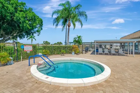 1593 Sw 14th Avenue Boynton Beach FL 33426