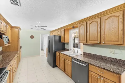 1593 Sw 14th Avenue Boynton Beach FL 33426