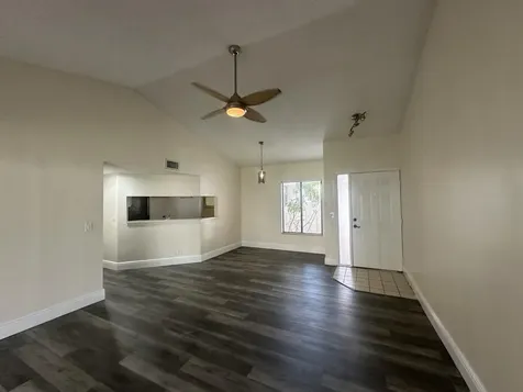 8 Via De Casas Sur Boynton Beach FL 33426