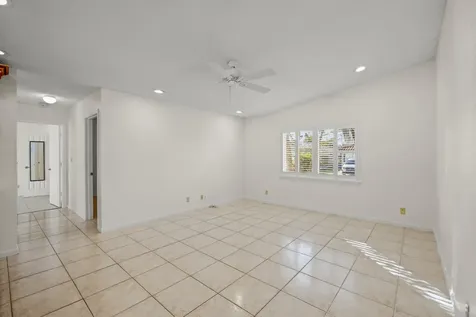 6900 Calle Del Paz Boca Raton FL 33433
