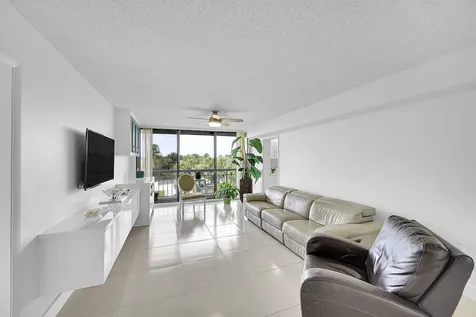 2621 Village Boulevard West Palm Beach FL 33409