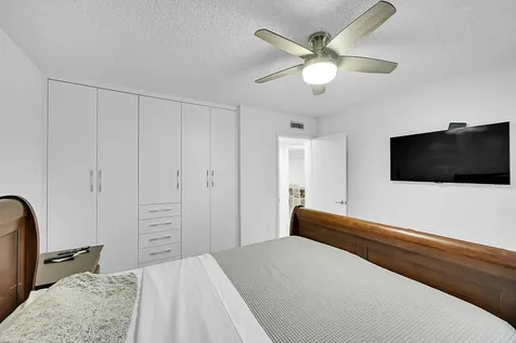 2621 Village Boulevard West Palm Beach FL 33409