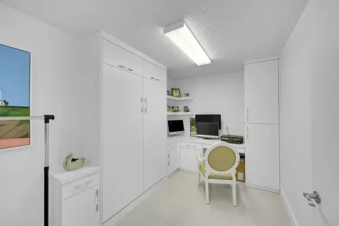 2621 Village Boulevard West Palm Beach FL 33409