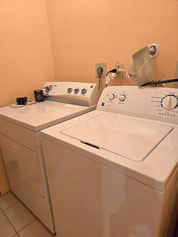 8166 Springtree Road Boca Raton FL 33496