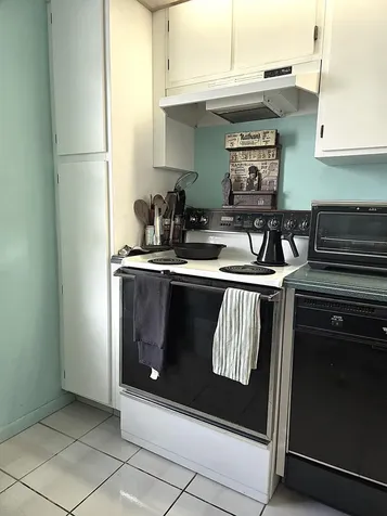 8166 Springtree Road Boca Raton FL 33496