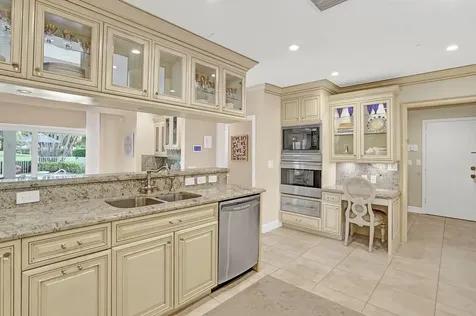 324 Fairway Court Atlantis FL 33462