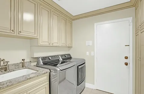 324 Fairway Court Atlantis FL 33462