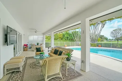 324 Fairway Court Atlantis FL 33462