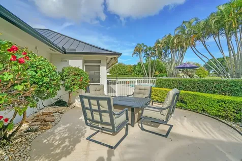 324 Fairway Court Atlantis FL 33462