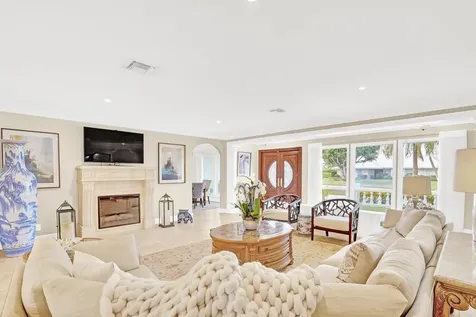 324 Fairway Court Atlantis FL 33462