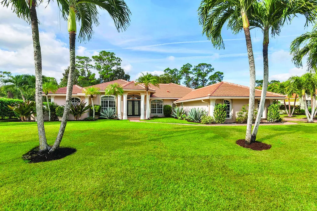 1627 Mayacoo Lakes Boulevard West Palm Beach FL 33411