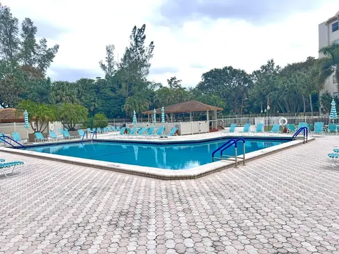 3930 Inverrary Boulevard Lauderhill FL 33319