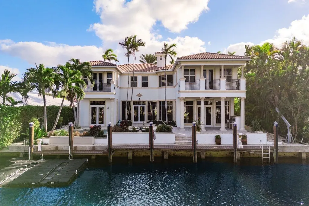 811 Ne 33rd Street Boca Raton FL 33431