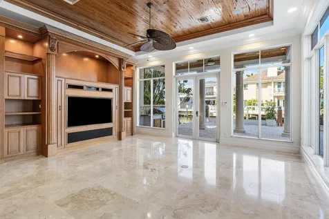 811 Ne 33rd Street Boca Raton FL 33431