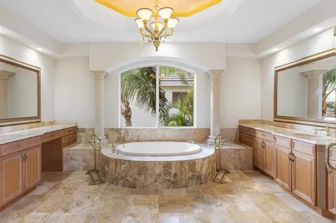 811 Ne 33rd Street Boca Raton FL 33431