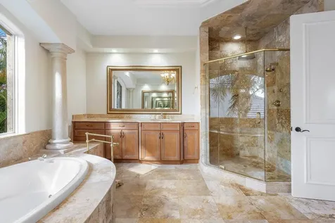 811 Ne 33rd Street Boca Raton FL 33431