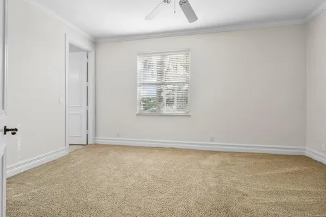 811 Ne 33rd Street Boca Raton FL 33431