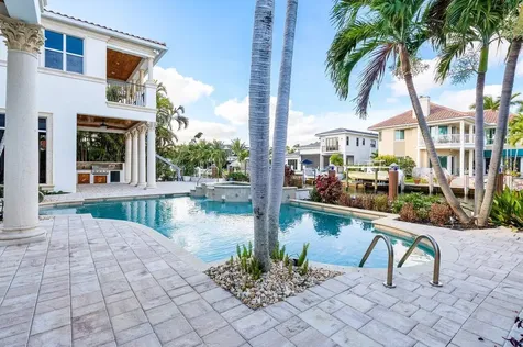 811 Ne 33rd Street Boca Raton FL 33431