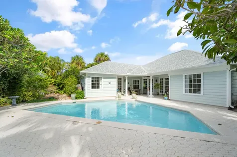 3645 Ocean Drive Vero Beach FL 32963