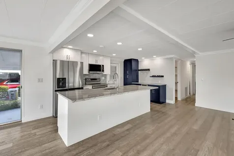 35001 Cayos Bay Boynton Beach FL 33436