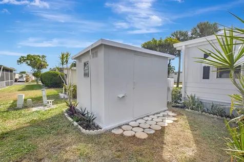35001 Cayos Bay Boynton Beach FL 33436