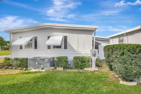35001 Cayos Bay Boynton Beach FL 33436