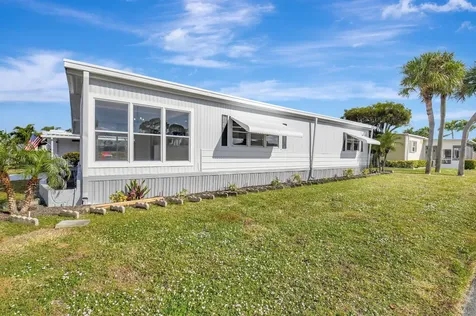 35001 Cayos Bay Boynton Beach FL 33436
