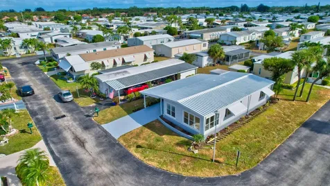 35001 Cayos Bay Boynton Beach FL 33436