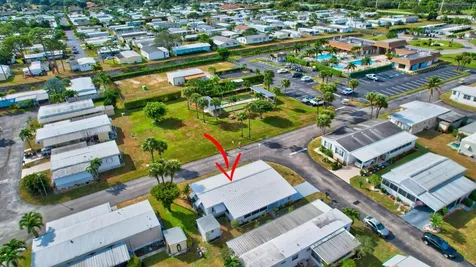 35001 Cayos Bay Boynton Beach FL 33436