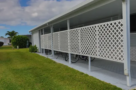 39012 Gayle Bay Boynton Beach FL 33436