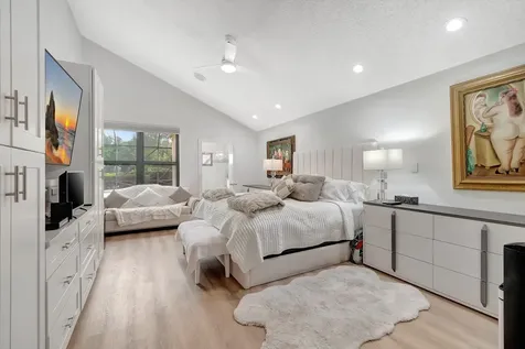 10152 Spyglass Way Boca Raton FL 33498