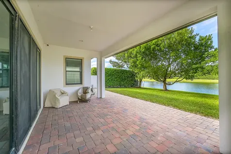 8259 Grand Prix Lane Boynton Beach FL 33472