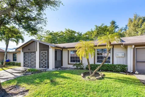 5424 Viburnum Circle Delray Beach FL 33484