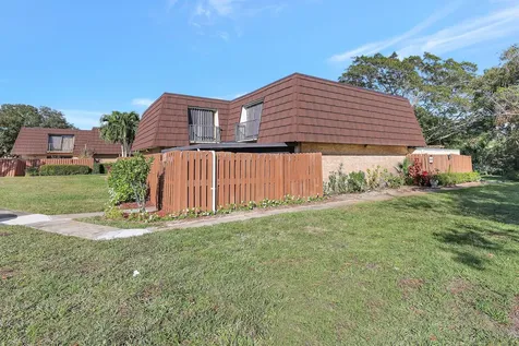 5852 Se Riverboat Drive Stuart FL 34997