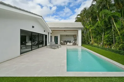 170 Beacon Lane Jupiter Inlet Colony FL 33469