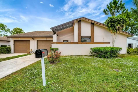 6107 Elsinore Circle Greenacres FL 33463