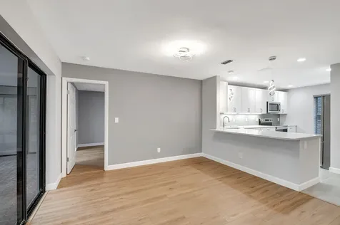 6107 Elsinore Circle Greenacres FL 33463
