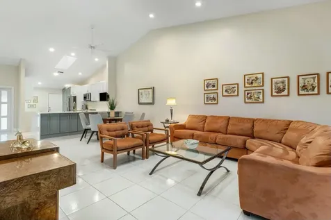 8211 Springlake Drive Boca Raton FL 33496