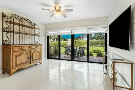 8211 Springlake Drive Boca Raton FL 33496