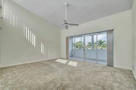 2528 Boundbrook Drive West Palm Beach FL 33406