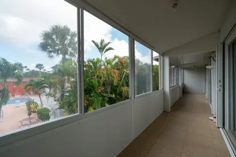 2528 Boundbrook Drive West Palm Beach FL 33406