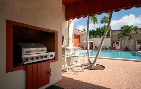 2528 Boundbrook Drive West Palm Beach FL 33406