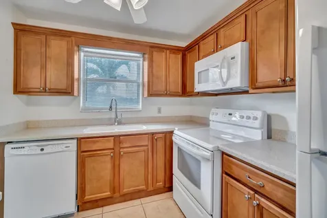 2528 Boundbrook Drive West Palm Beach FL 33406