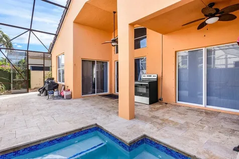 9531 Lago Drive Boynton Beach FL 33472