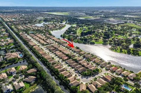 9531 Lago Drive Boynton Beach FL 33472